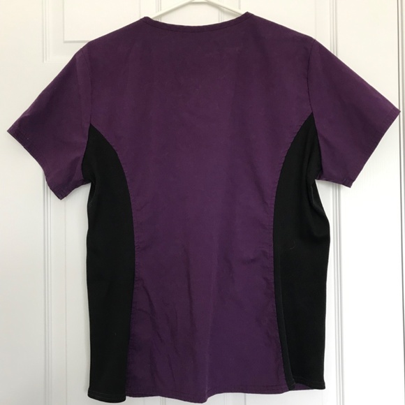 SCRUBSTAR Scrub Top Eggplant Purple Black M Short Sleeve V-Neck Front Pockets - Picture 5 of 15
